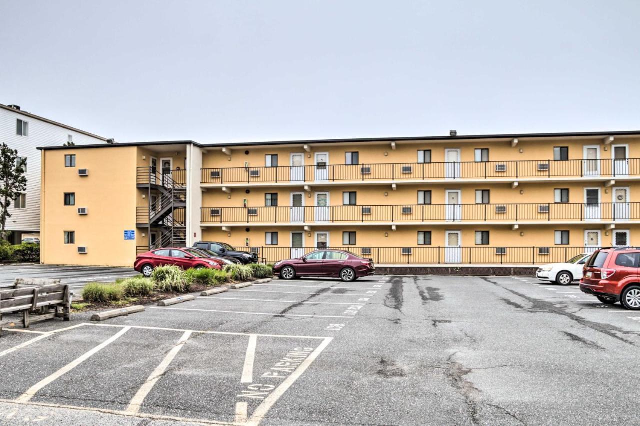 Bright Ocean City Condo - Walk To Beaches! Bagian luar foto