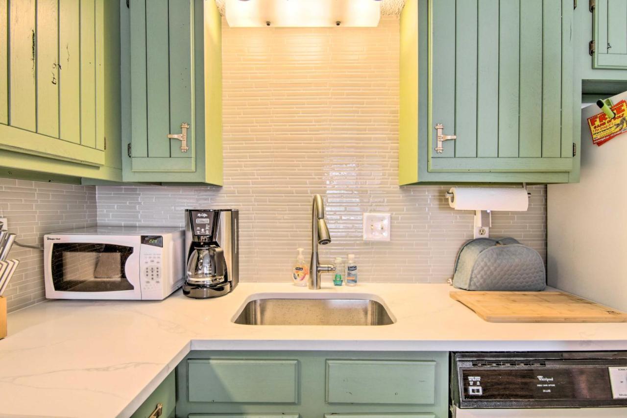 Bright Ocean City Condo - Walk To Beaches! Bagian luar foto